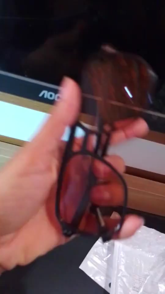 Óculos de sol retrô oversized com armação dupla, proteção UV, um item essencial para o inverno